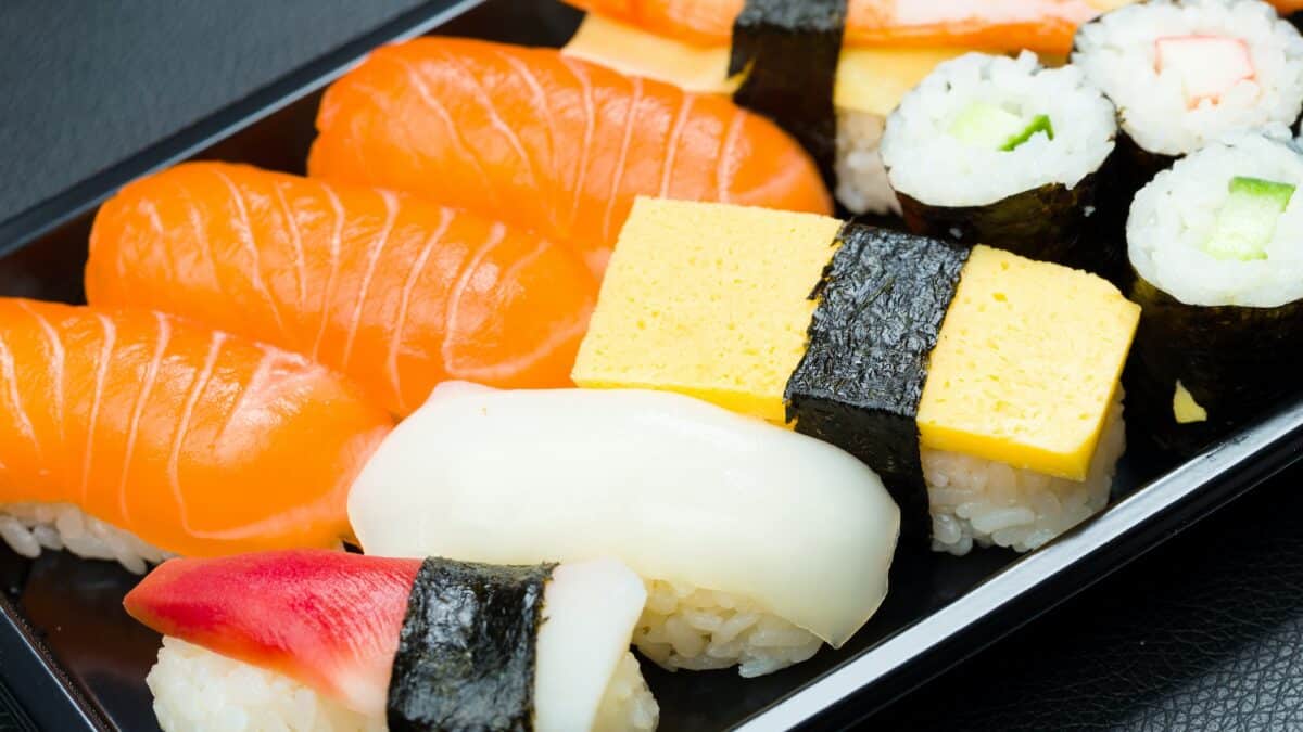 Sushi in box